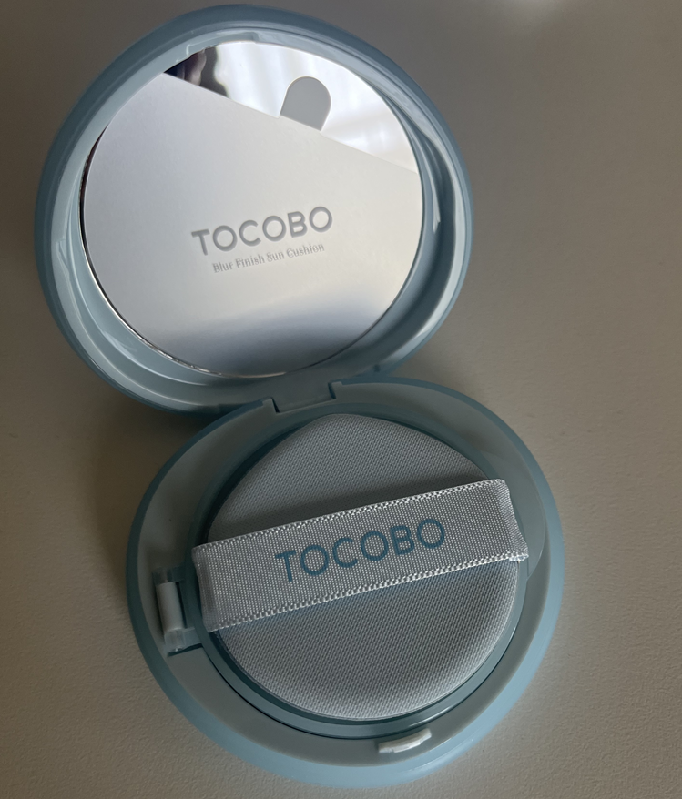 【TOCOBO ブラーフィニッシュサンクッション レビュー】“塗るあぶらとり紙”って本当？